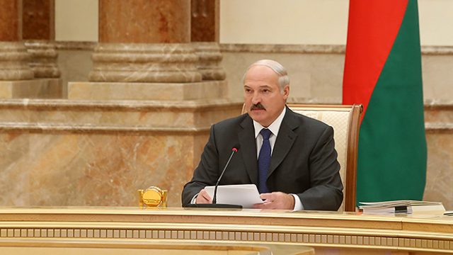 Лукашенко про кредиты