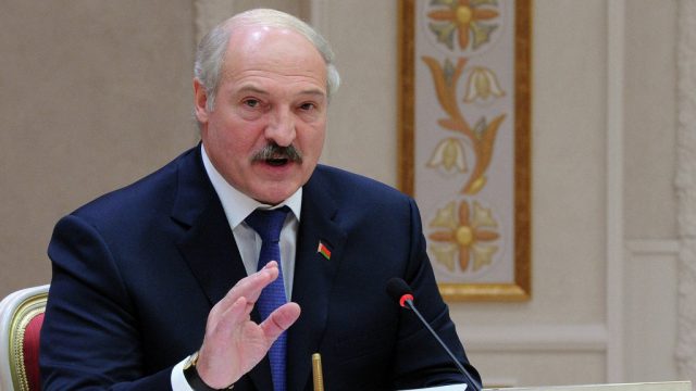 Лукашенко про правительство