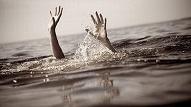В Минске на Комсомольском озере  парень пытался спасти тонувшую 17-летнюю девушку