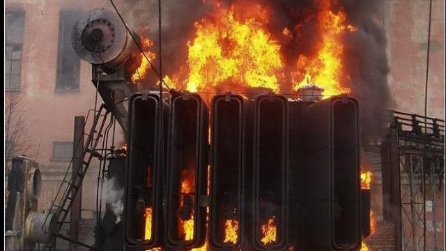 В Минске на заводе вытекло и загорелось 800 литров трансформаторного масла