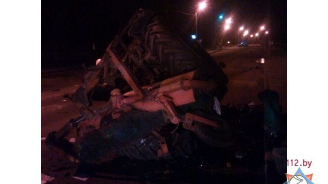 ДТП в Лунинецком районе: автомобиль столкнулся с трактором