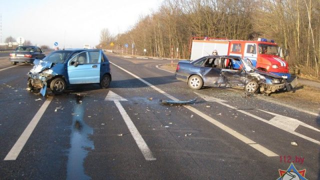 ДТП в Жабинковском районе : случайные свидетели спасли водителя