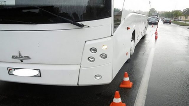 В Пинске автобус сбил насмерть пожилую женщину