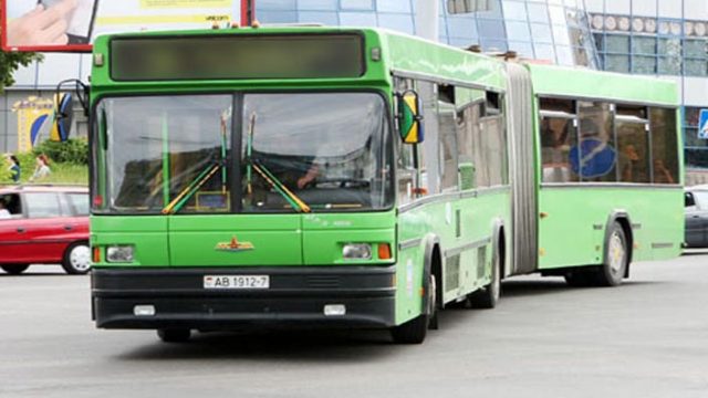 На Игуменском тракте в Минске из-за укладки асфальта изменится схема движения транспорта