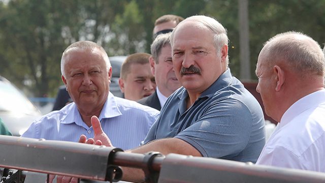 Лукашенко про учебники