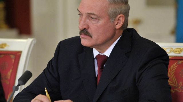 Лукашенко про зарплаты