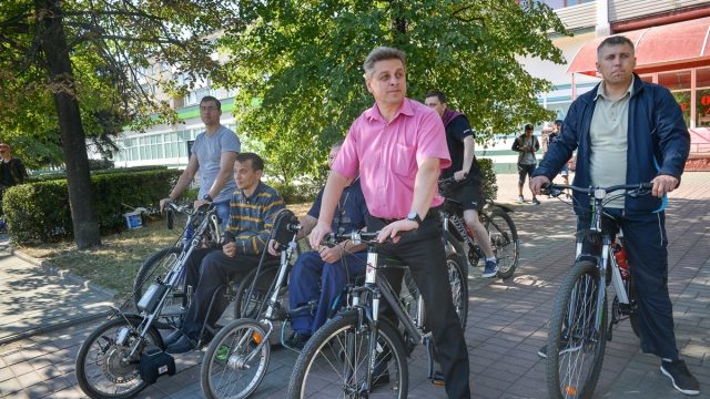 мэр Бобруйска на велосипеде