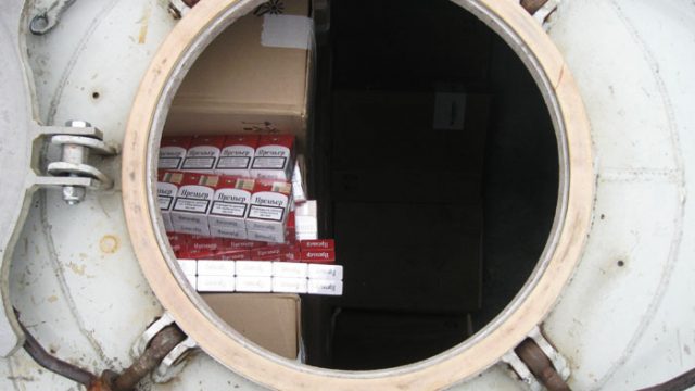 Литовец попытался незаконно ввезти в Беларусь 389,5 тыс. пачек сигарет