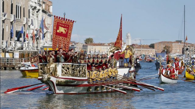 праздник в Венеции