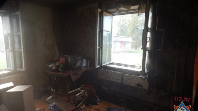 В Барановичах пожарные спасли от гибели мужчину