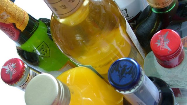 В Минске 11 организаций лишили лицензий на продажу алкоголя за долги перед поставщиками