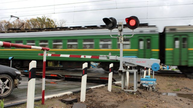 В Могилевской области погиб водитель автомобиля, столкнувшийся с поездом