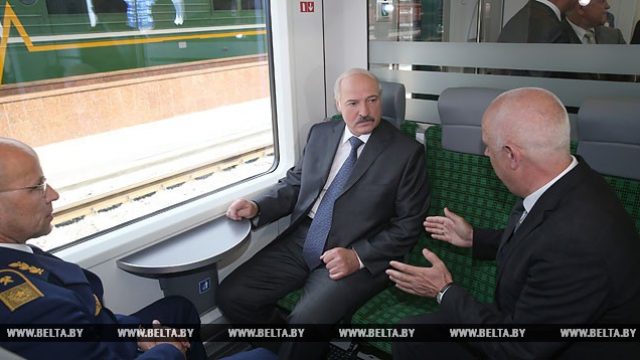 Лукашенко на станции