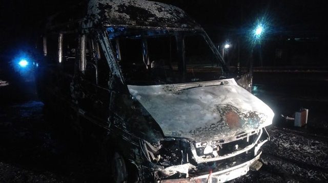 Маршрутный Mercedes на 100% выгорел в Бресте — МЧС Белоруссии