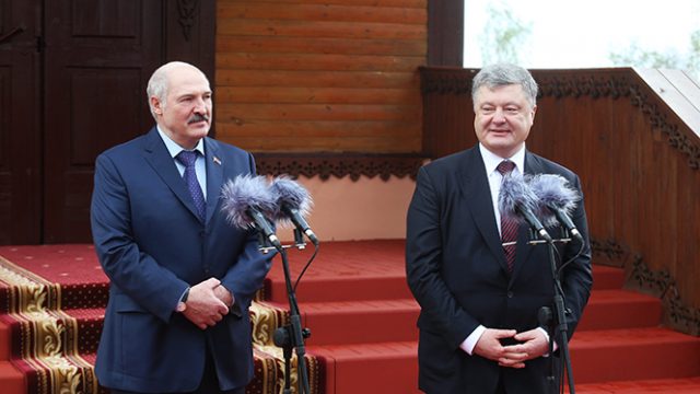Лукашенко и Порошенко 