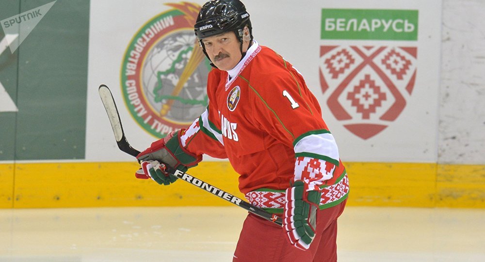 Лукашенко хоккей