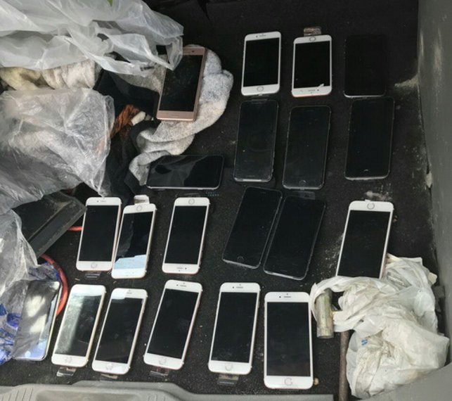 Украденные айфоны 
