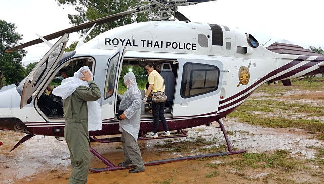 Вертолет в Тайланде 