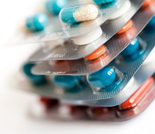 Минздрав намерен жёстко регулировать необоснованный рост цен на лекарства