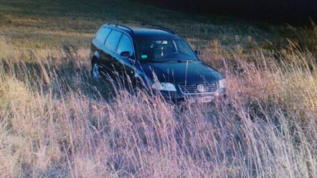 В Новогрудке мужчина угнал машину и застрял в поле