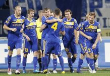 Футболисты БАТЭ поддержали баскетболистку Елену Левченко